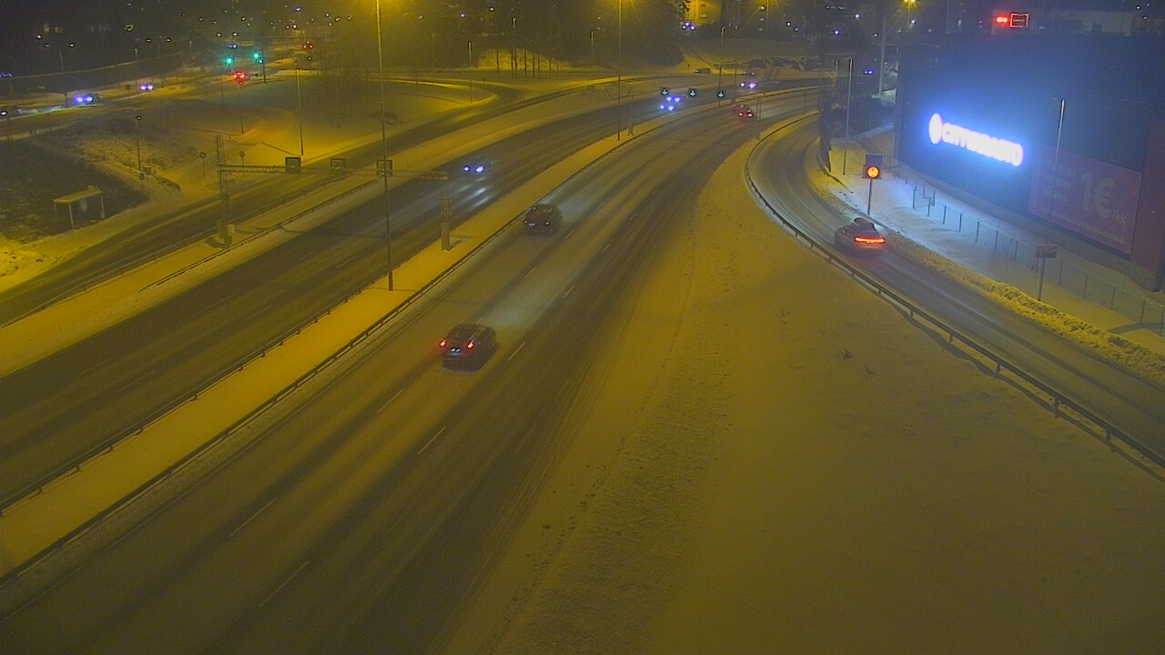 Weather Camera Image Road 101 Espoo LRamppi, Espoo, Uusimaa