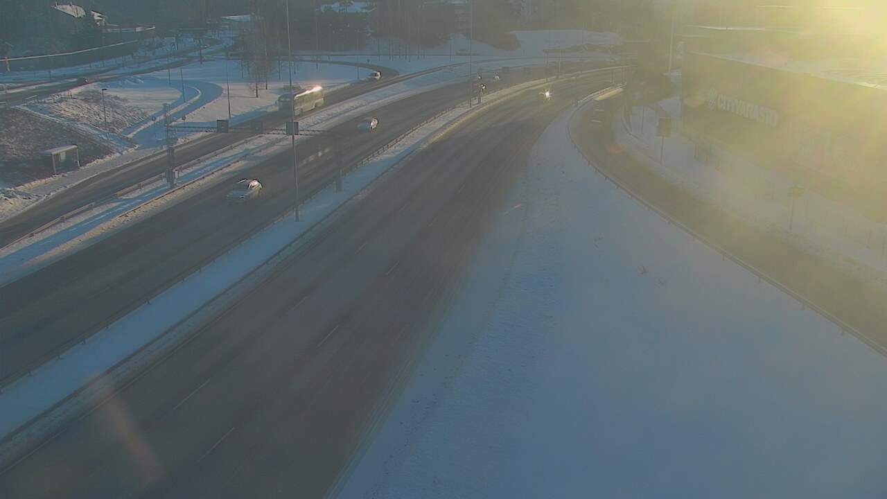 Weather Camera Image Road 101 Espoo LRamppi, Espoo, Uusimaa