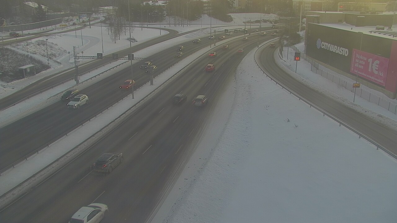 Weather Camera Image Road 101 Espoo LRamppi, Espoo, Uusimaa