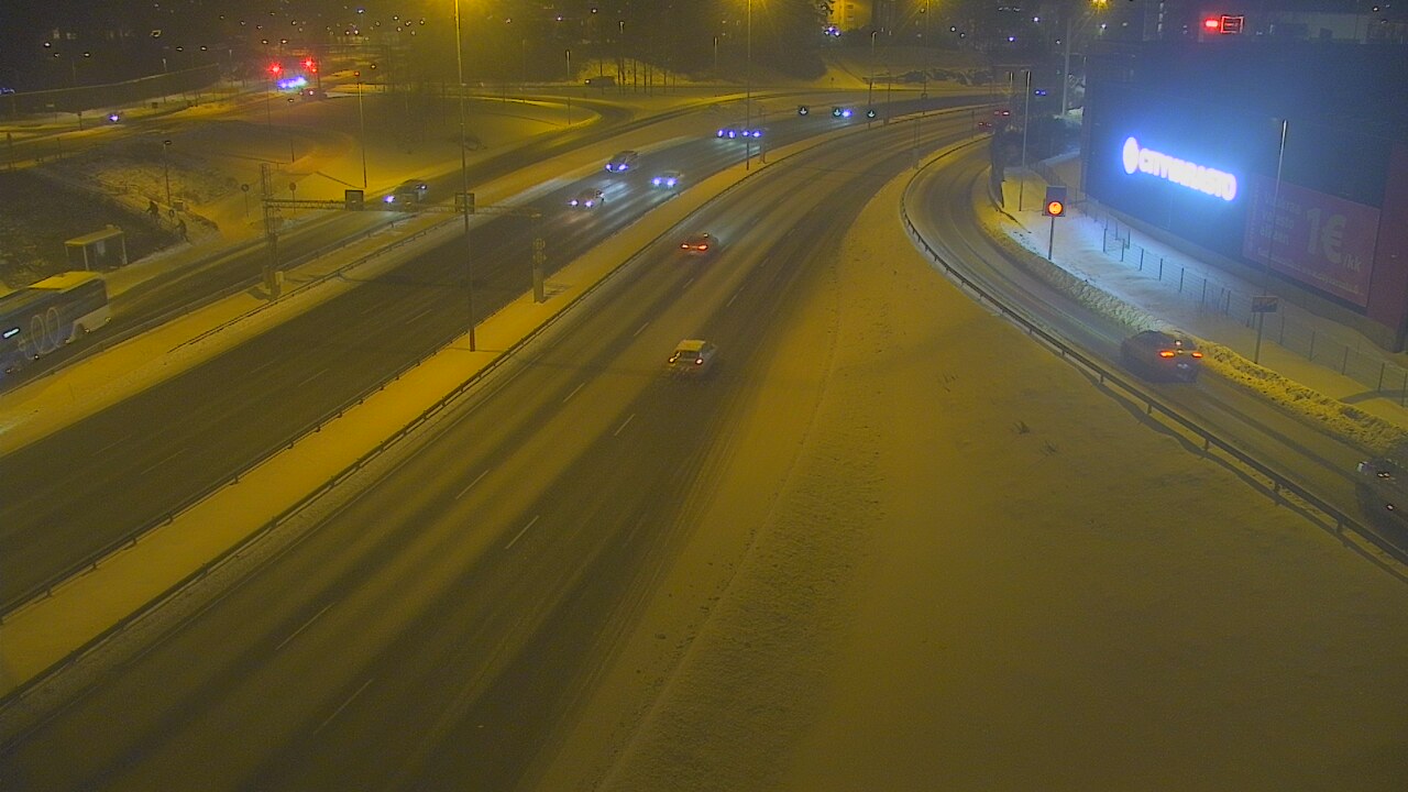 Weather Camera Image Road 101 Espoo LRamppi, Espoo, Uusimaa