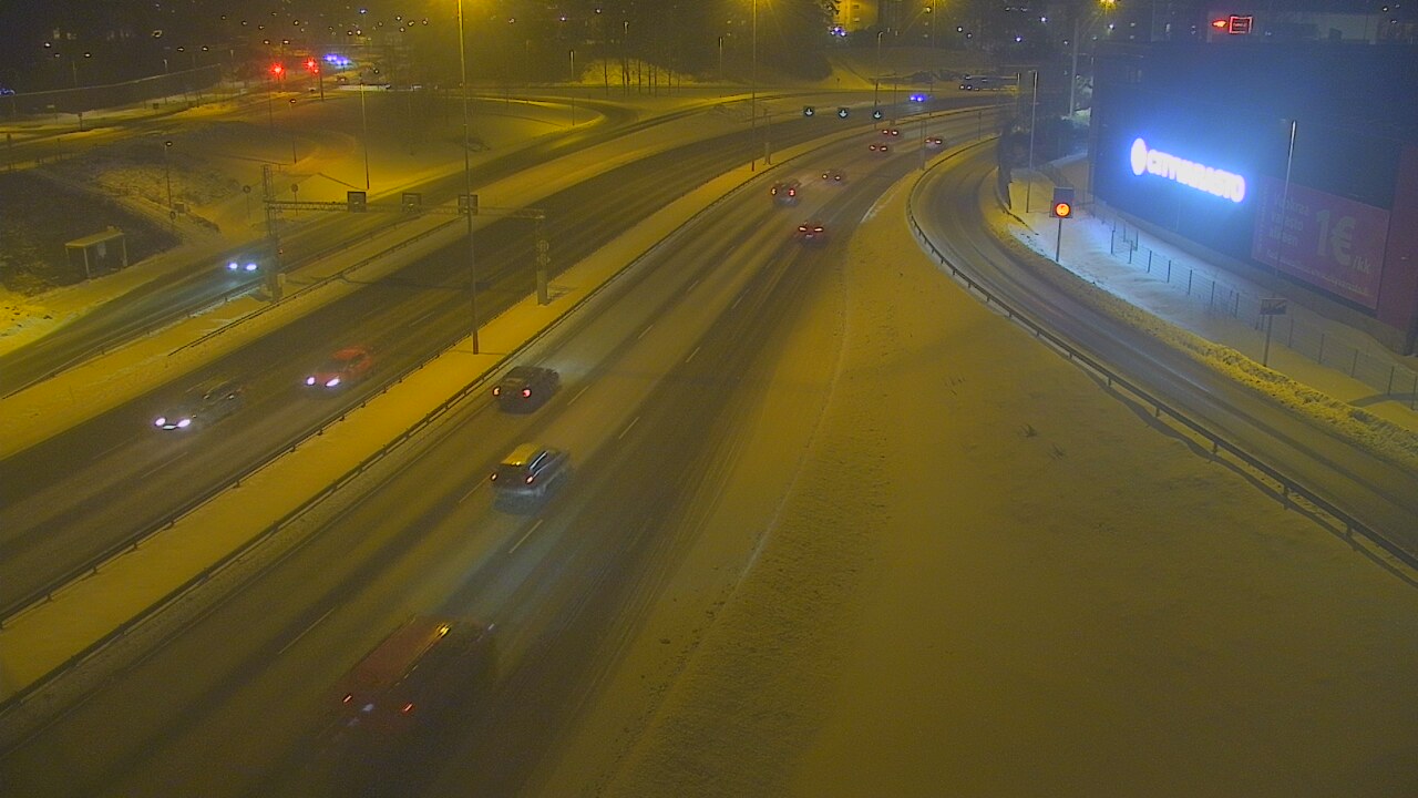 Weather Camera Image Road 101 Espoo LRamppi, Espoo, Uusimaa