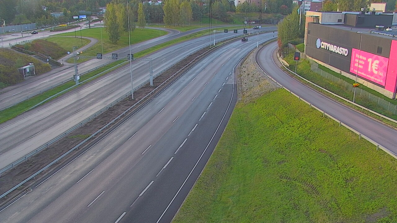 Weather Camera Image Road 101 Espoo LRamppi, Espoo, Uusimaa