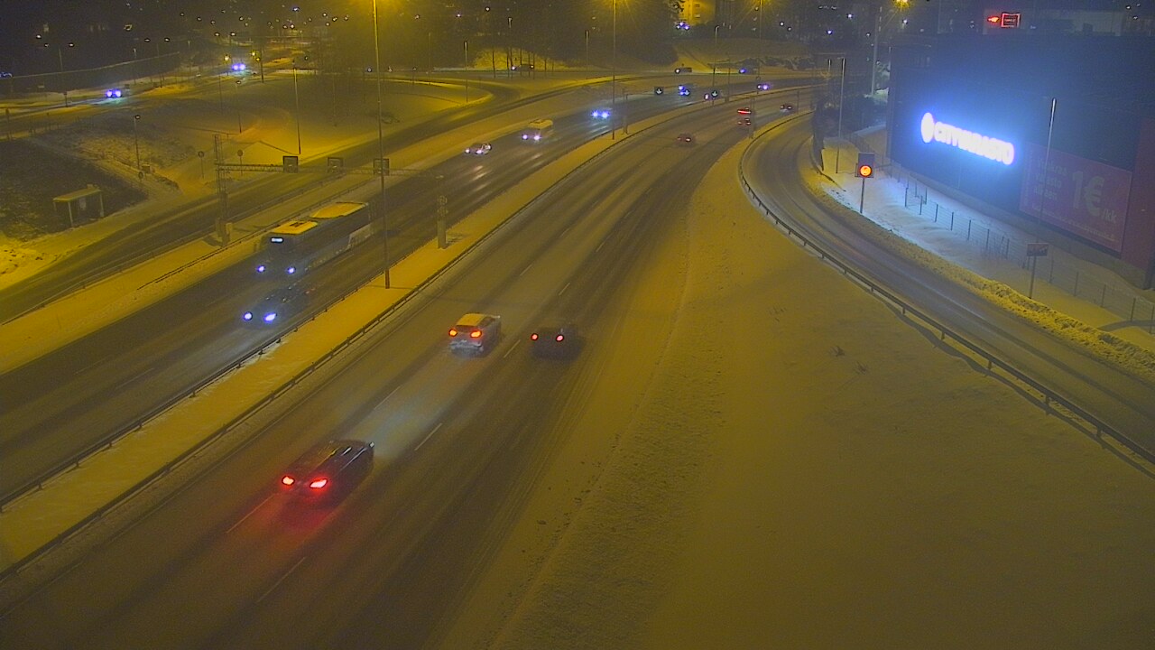 Weather Camera Image Road 101 Espoo LRamppi, Espoo, Uusimaa