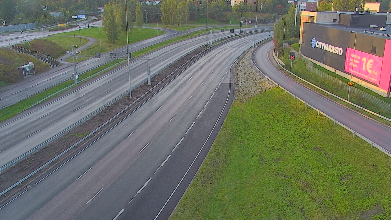 Weather Camera Image Road 101 Espoo LRamppi, Espoo, Uusimaa