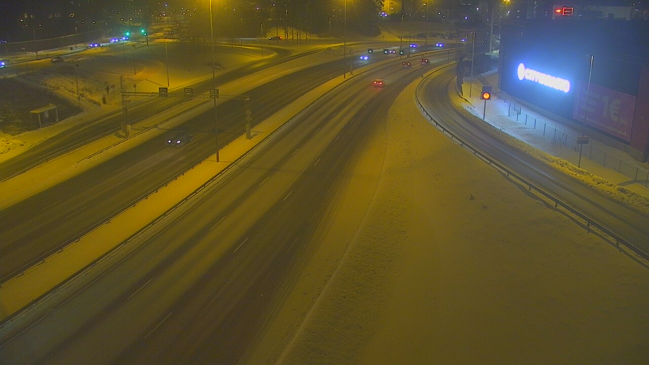 Weather Camera Image Road 101 Espoo LRamppi, Espoo, Uusimaa
