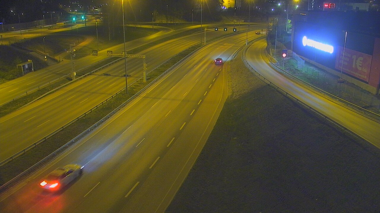 Weather Camera Image Road 101 Espoo LRamppi, Espoo, Uusimaa