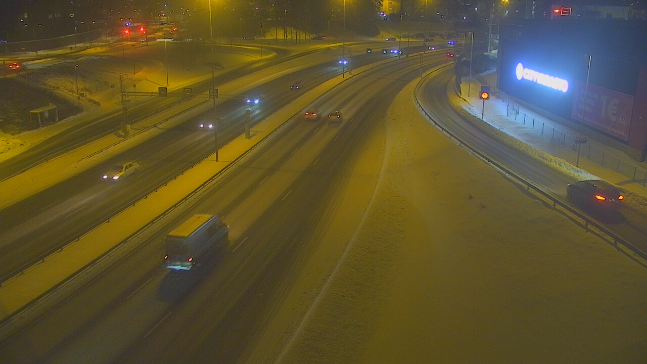 Weather Camera Image Road 101 Espoo LRamppi, Espoo, Uusimaa