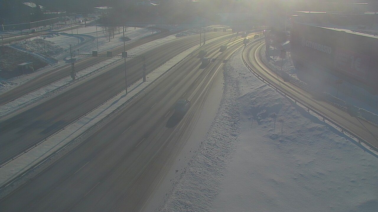 Weather Camera Image Road 101 Espoo LRamppi, Espoo, Uusimaa