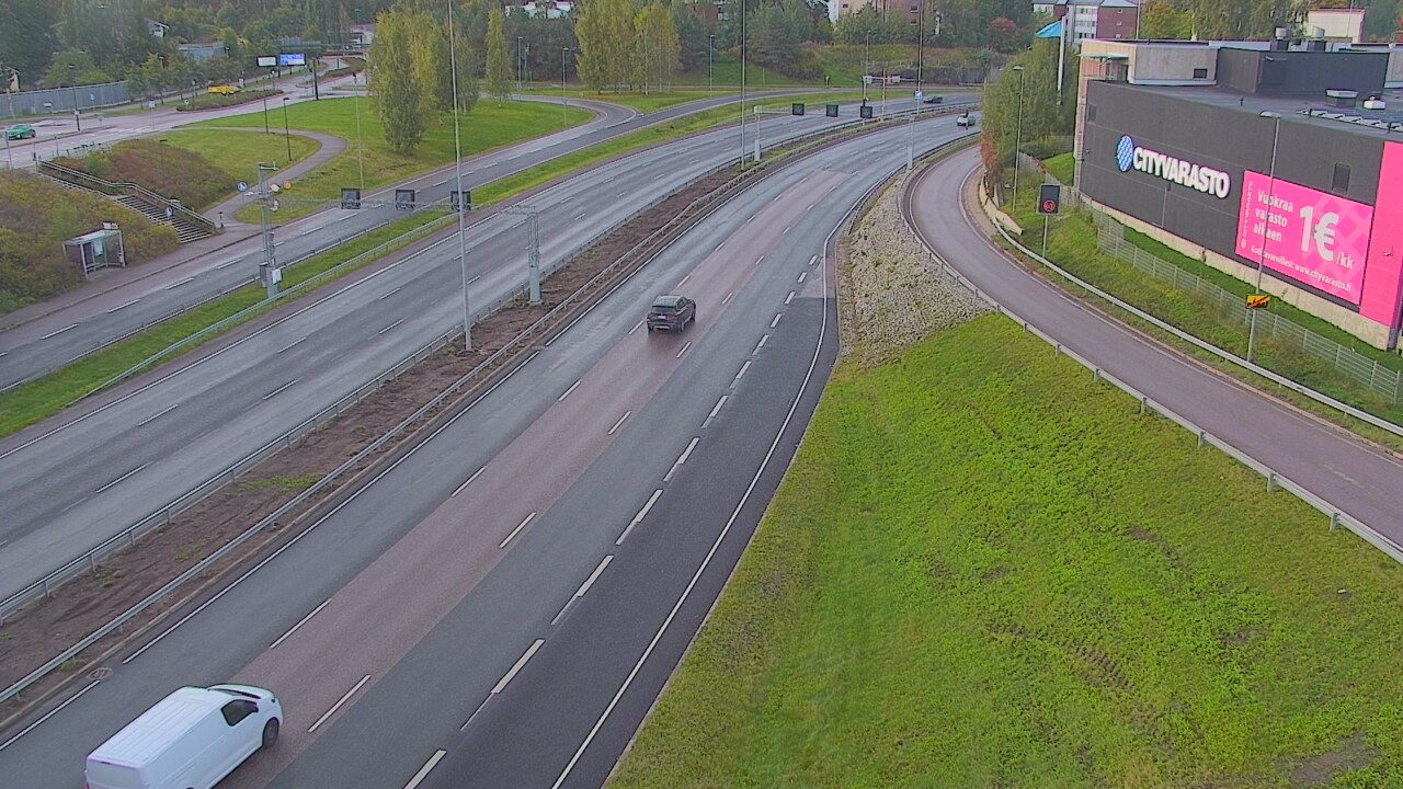Weather Camera Image Road 101 Espoo LRamppi, Espoo, Uusimaa