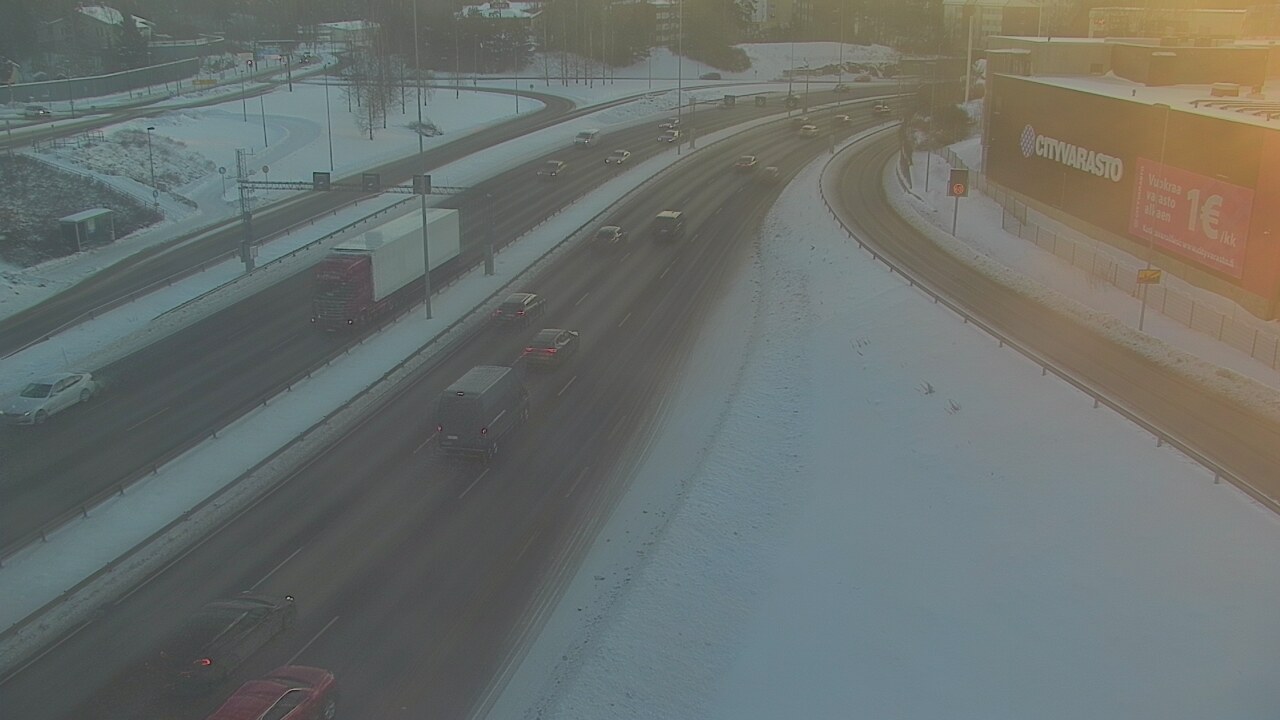 Weather Camera Image Road 101 Espoo LRamppi, Espoo, Uusimaa