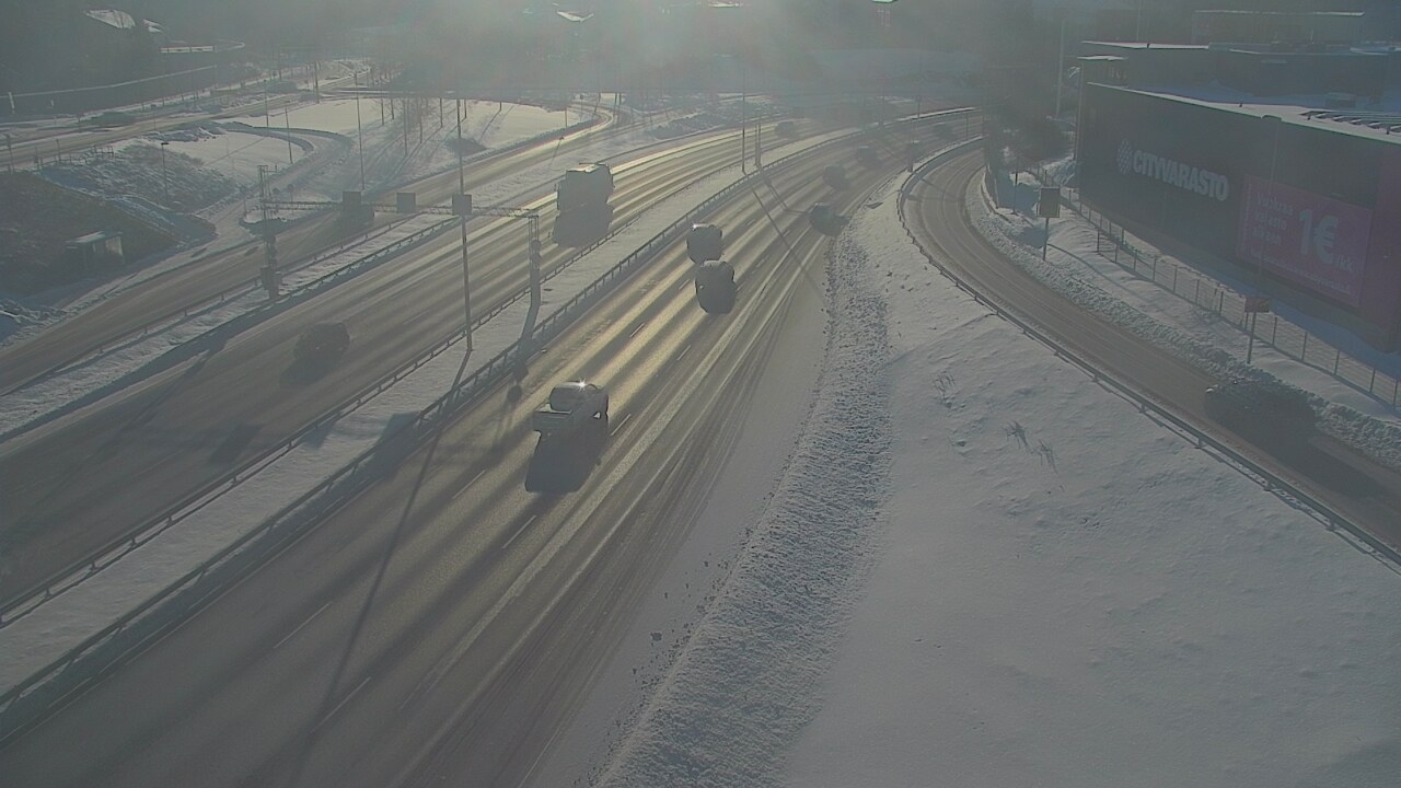 Weather Camera Image Road 101 Espoo LRamppi, Espoo, Uusimaa