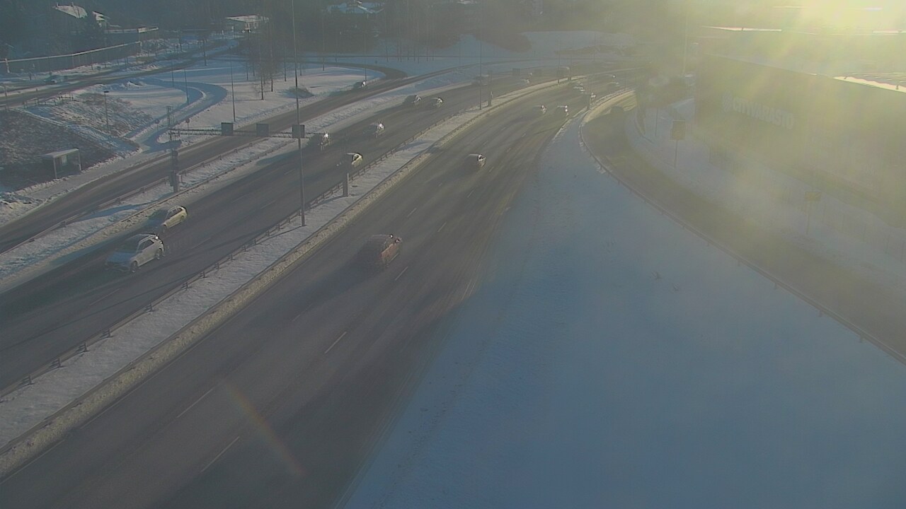 Weather Camera Image Road 101 Espoo LRamppi, Espoo, Uusimaa