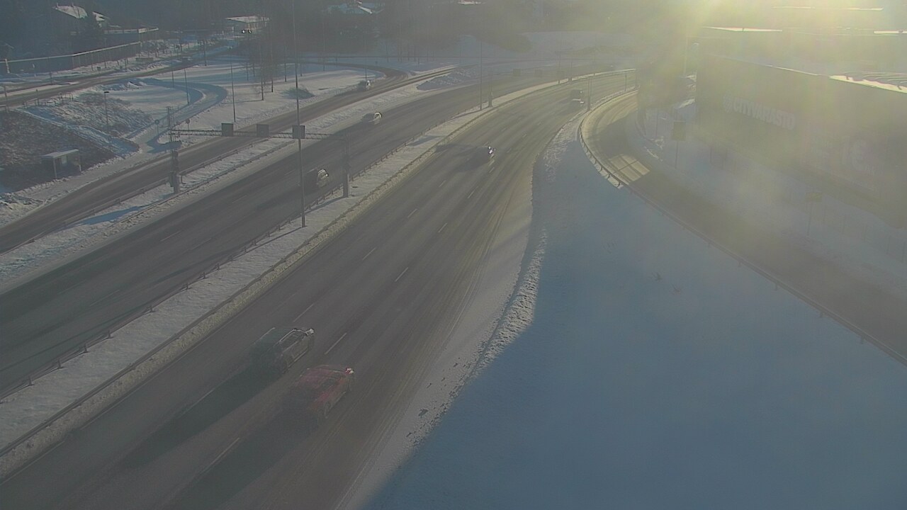 Weather Camera Image Road 101 Espoo LRamppi, Espoo, Uusimaa