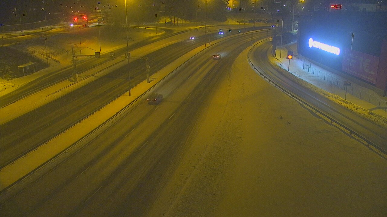 Weather Camera Image Road 101 Espoo LRamppi, Espoo, Uusimaa