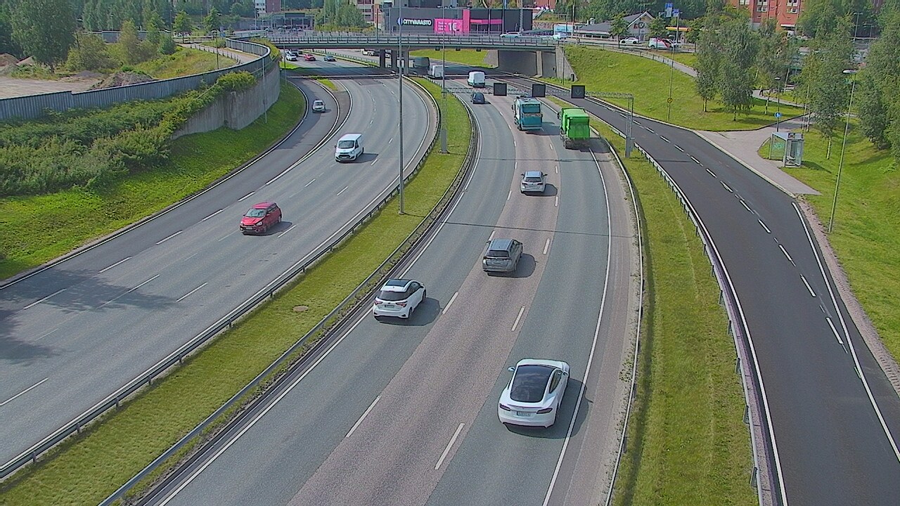 Weather Camera Image Road 101 Espoo Lintuvaara, Espoo, Uusimaa