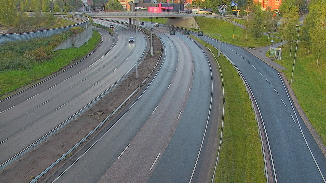 Weather Camera Image Road 101 Espoo Lintuvaara, Espoo, Uusimaa