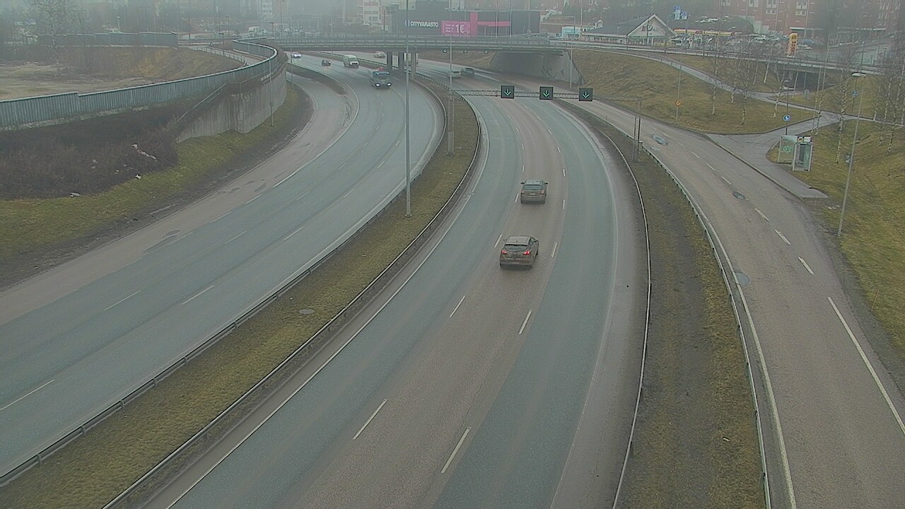 Weather Camera Image Road 101 Espoo Lintuvaara, Espoo, Uusimaa