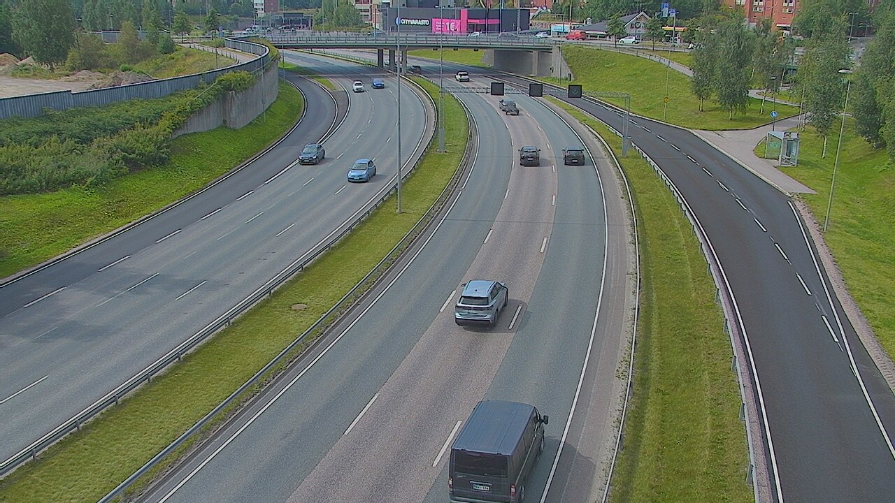Weather Camera Image Road 101 Espoo Lintuvaara, Espoo, Uusimaa