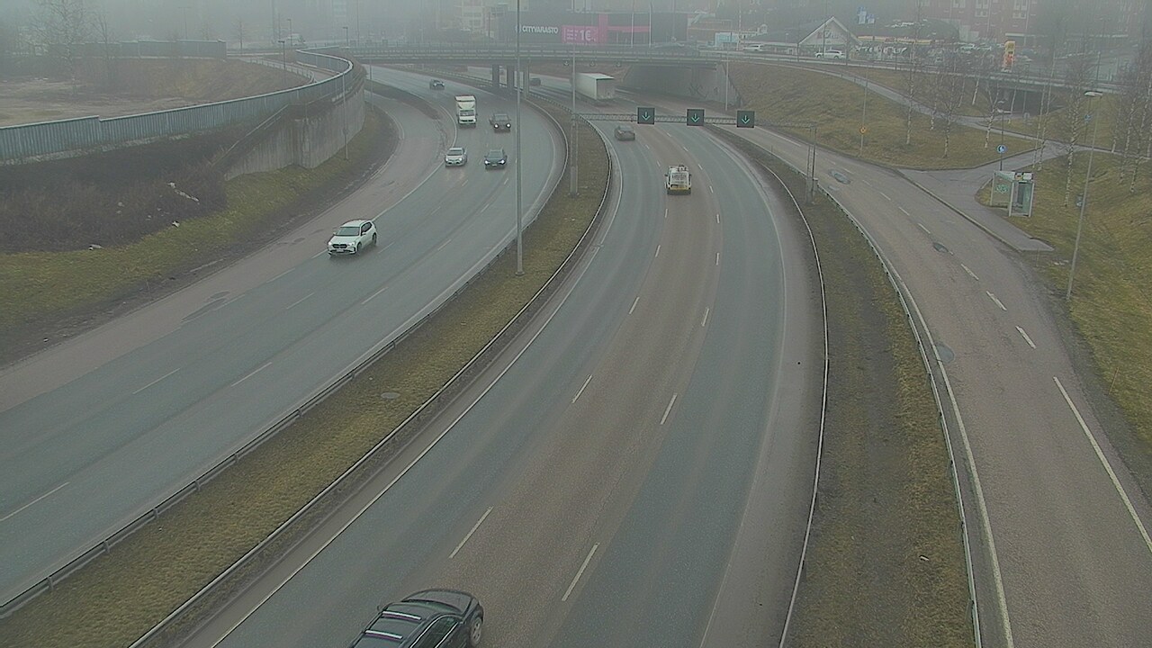Weather Camera Image Road 101 Espoo Lintuvaara, Espoo, Uusimaa