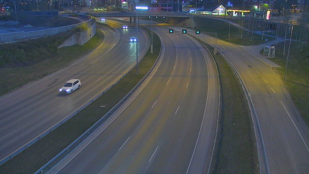 Weather Camera Image Road 101 Espoo Lintuvaara, Espoo, Uusimaa