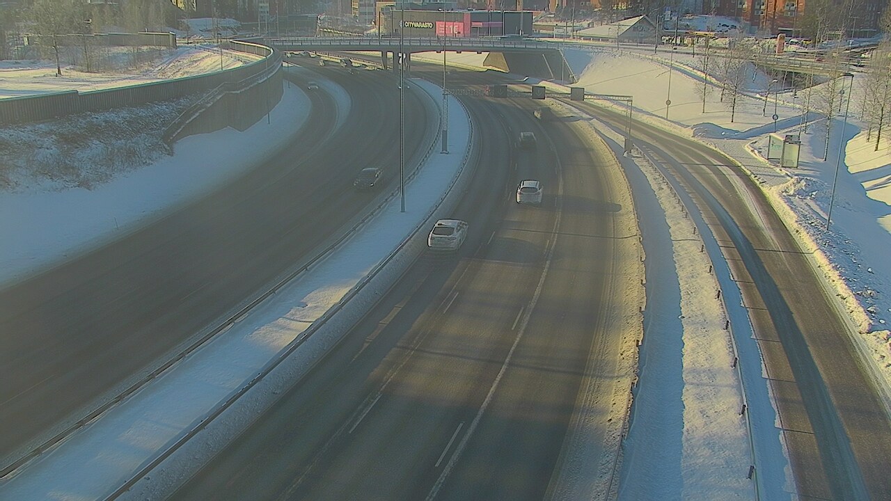 Weather Camera Image Road 101 Espoo Lintuvaara, Espoo, Uusimaa