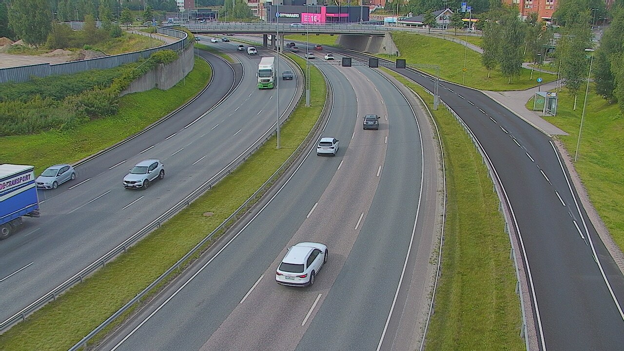 Weather Camera Image Road 101 Espoo Lintuvaara, Espoo, Uusimaa