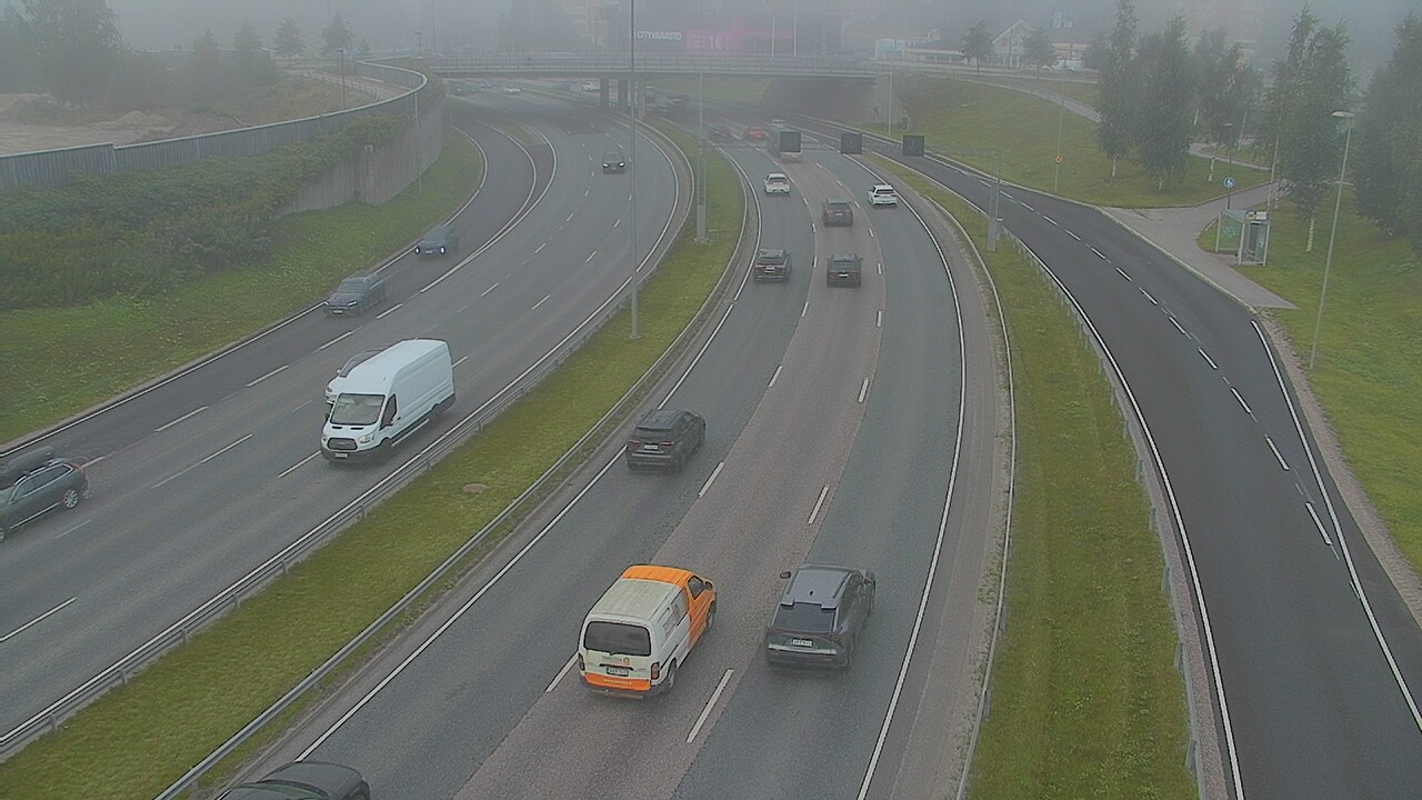 Weather Camera Image Road 101 Espoo Lintuvaara, Espoo, Uusimaa