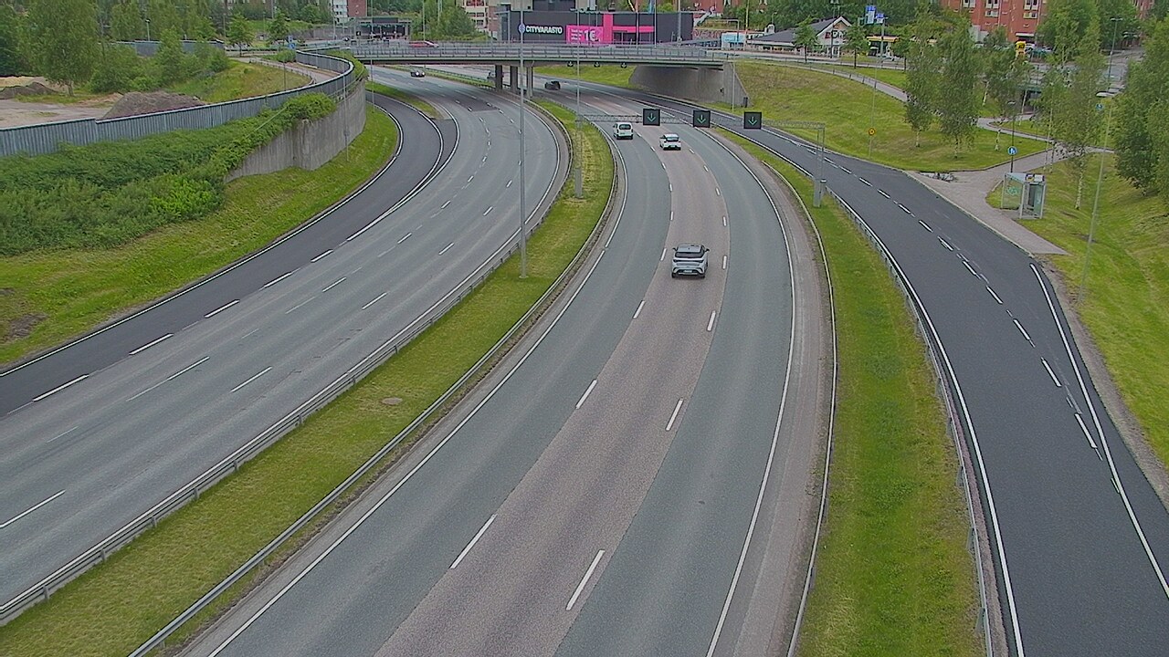 Weather Camera Image Road 101 Espoo Lintuvaara, Espoo, Uusimaa