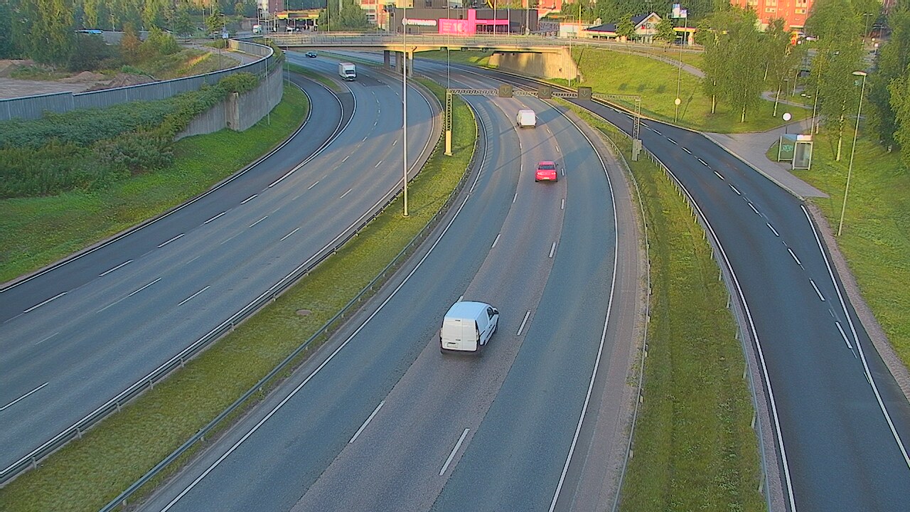 Weather Camera Image Road 101 Espoo Lintuvaara, Espoo, Uusimaa