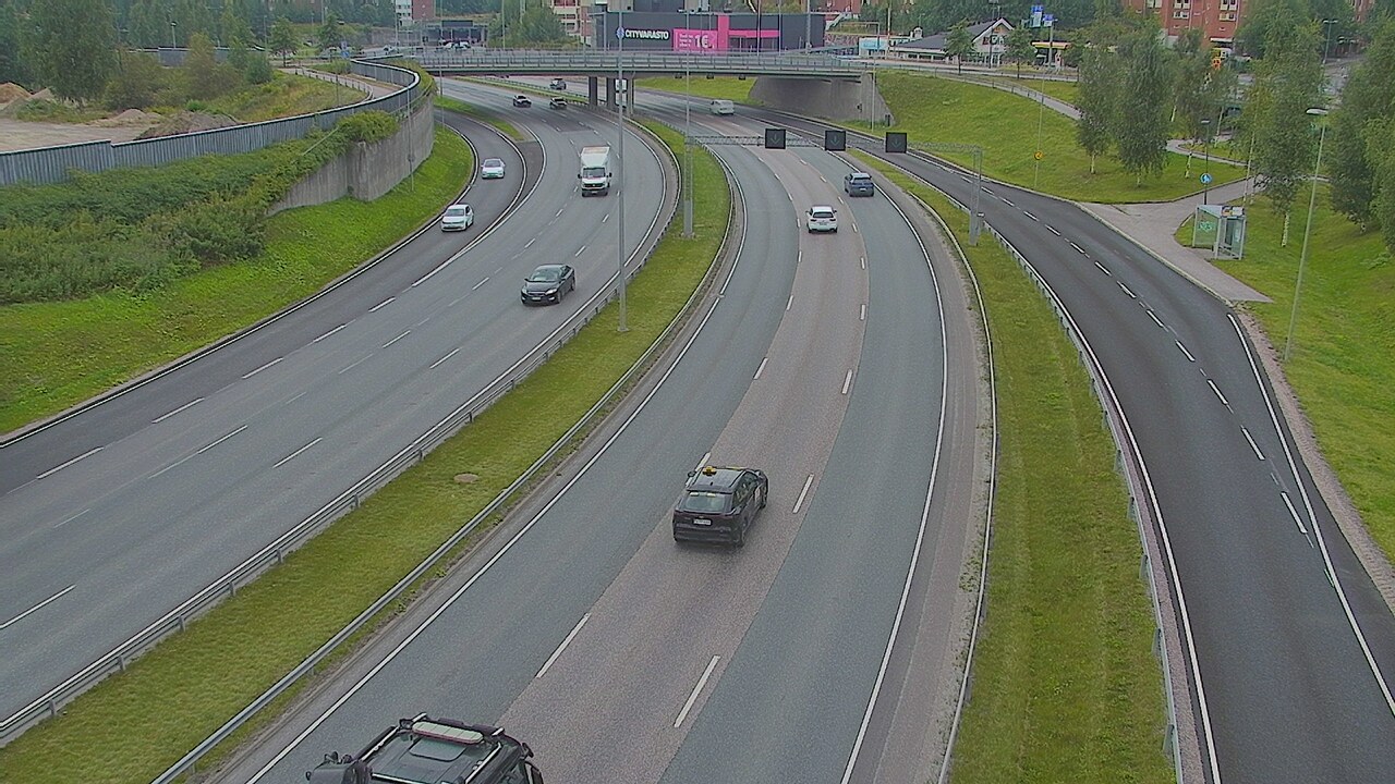 Weather Camera Image Road 101 Espoo Lintuvaara, Espoo, Uusimaa