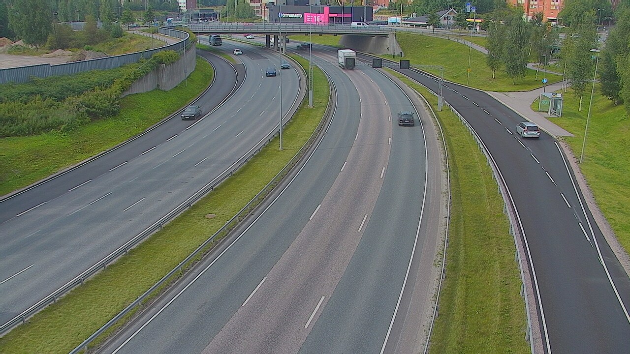 Weather Camera Image Road 101 Espoo Lintuvaara, Espoo, Uusimaa