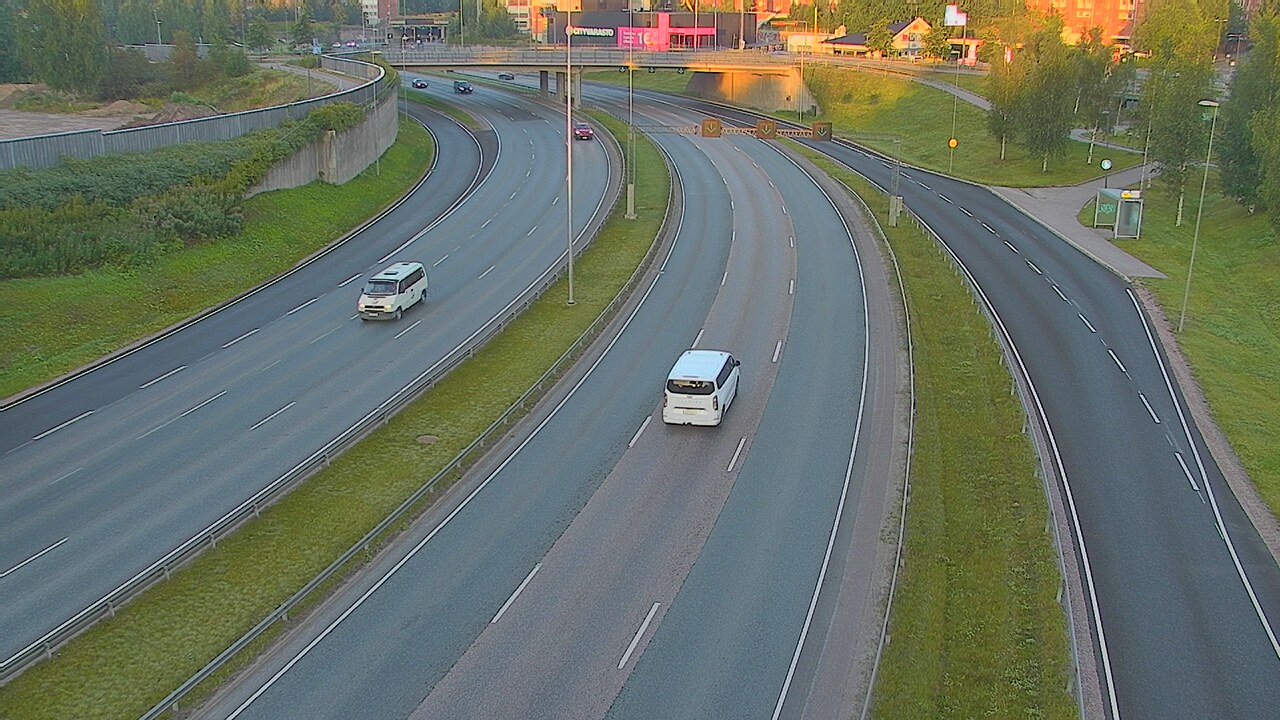 Weather Camera Image Road 101 Espoo Lintuvaara, Espoo, Uusimaa