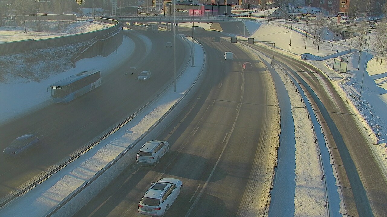 Weather Camera Image Road 101 Espoo Lintuvaara, Espoo, Uusimaa