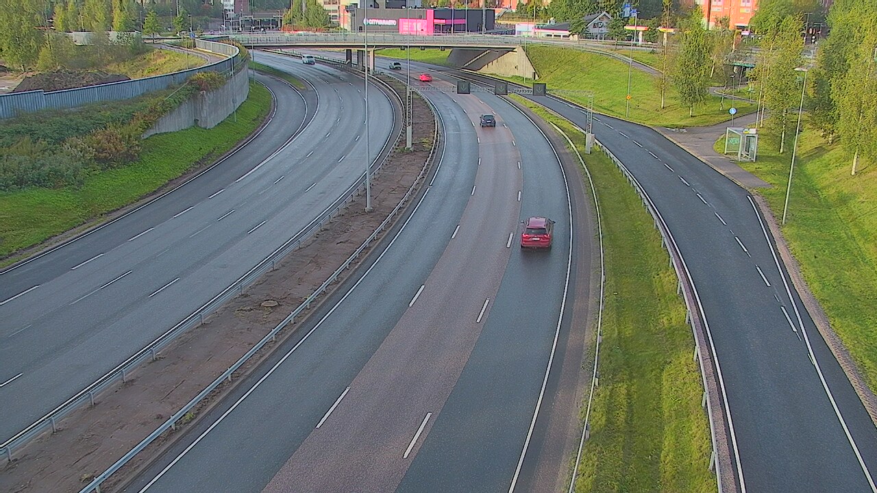 Weather Camera Image Road 101 Espoo Lintuvaara, Espoo, Uusimaa