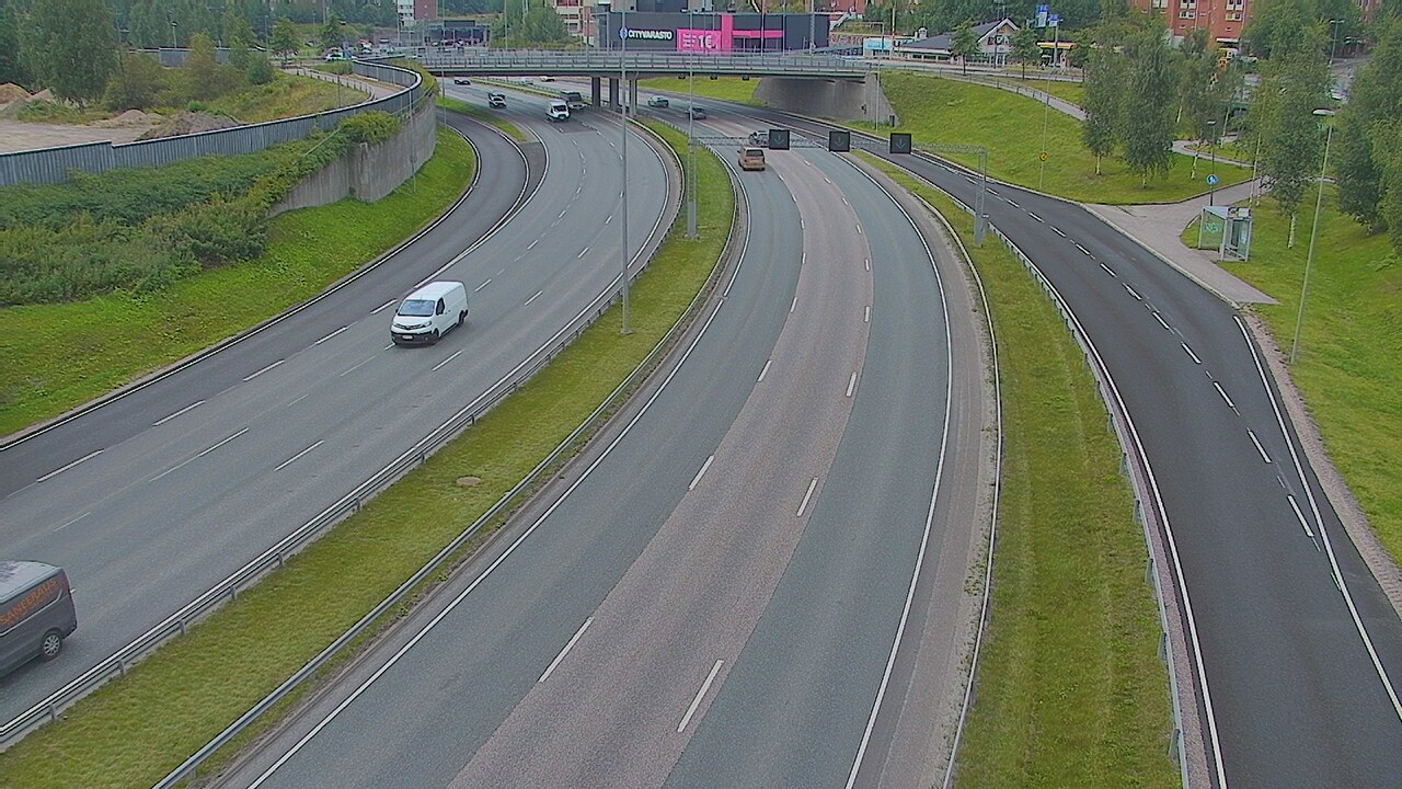Weather Camera Image Road 101 Espoo Lintuvaara, Espoo, Uusimaa