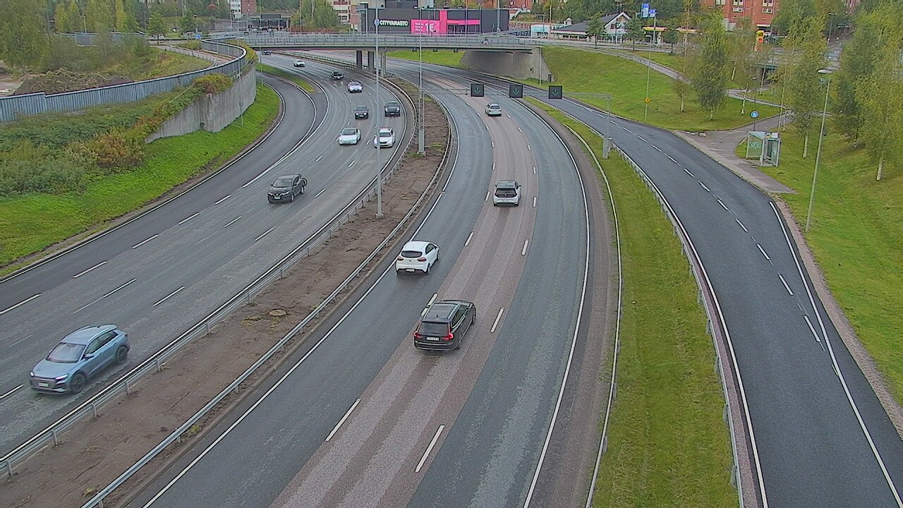 Weather Camera Image Road 101 Espoo Lintuvaara, Espoo, Uusimaa