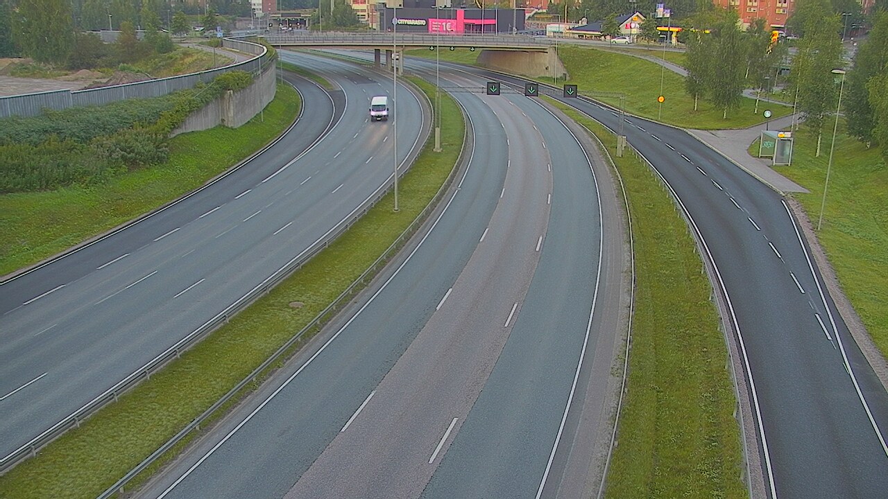 Weather Camera Image Road 101 Espoo Lintuvaara, Espoo, Uusimaa