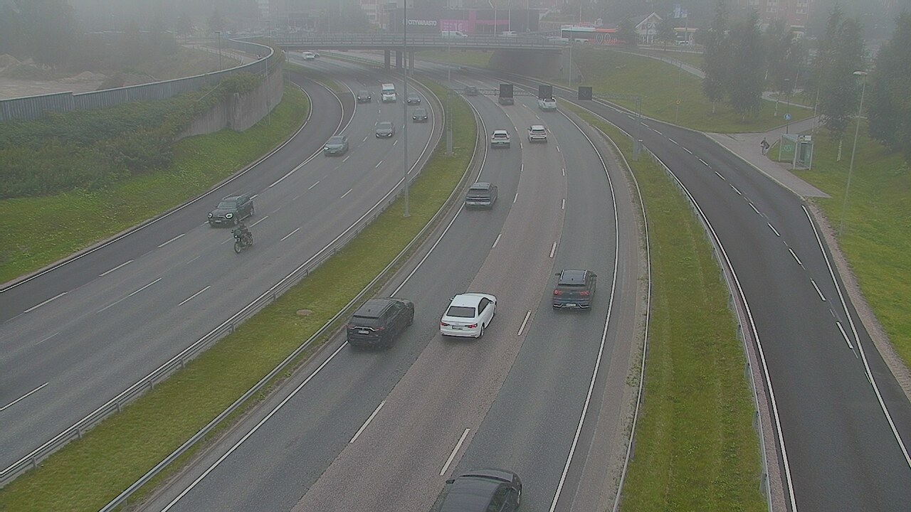 Weather Camera Image Road 101 Espoo Lintuvaara, Espoo, Uusimaa