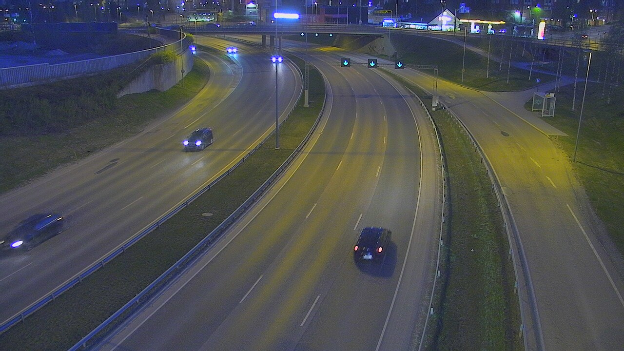 Weather Camera Image Road 101 Espoo Lintuvaara, Espoo, Uusimaa