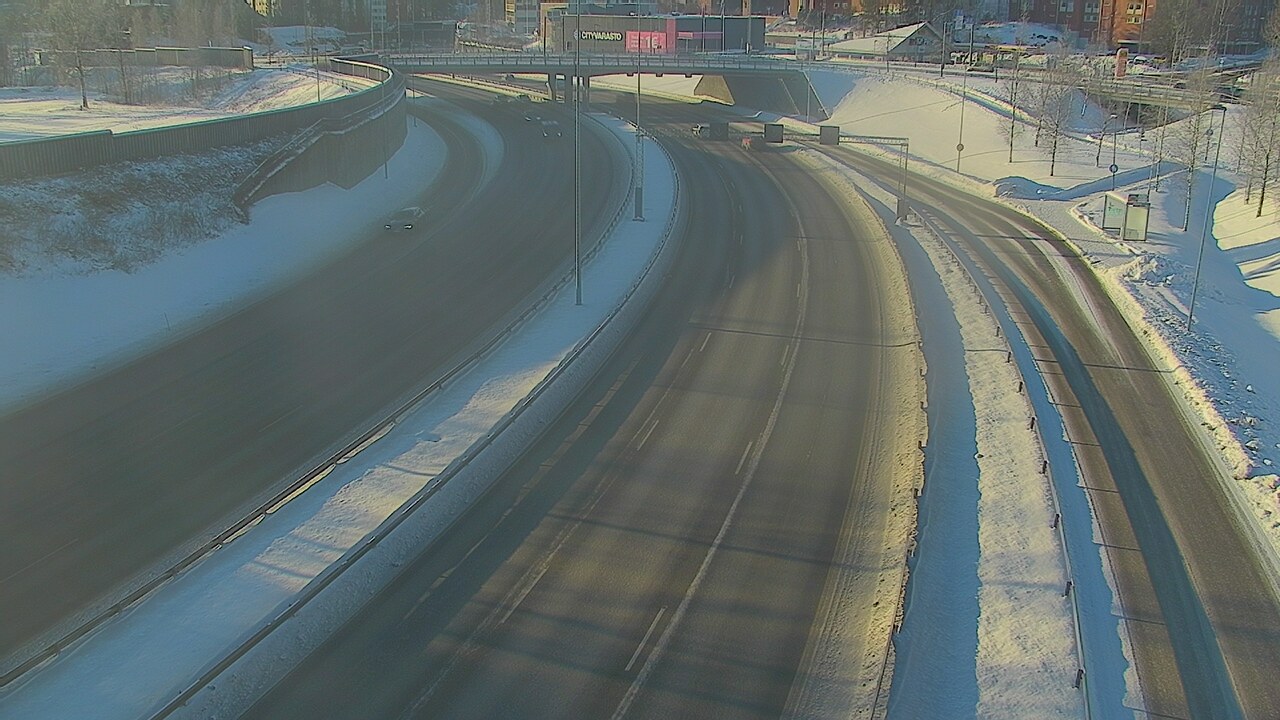 Weather Camera Image Road 101 Espoo Lintuvaara, Espoo, Uusimaa