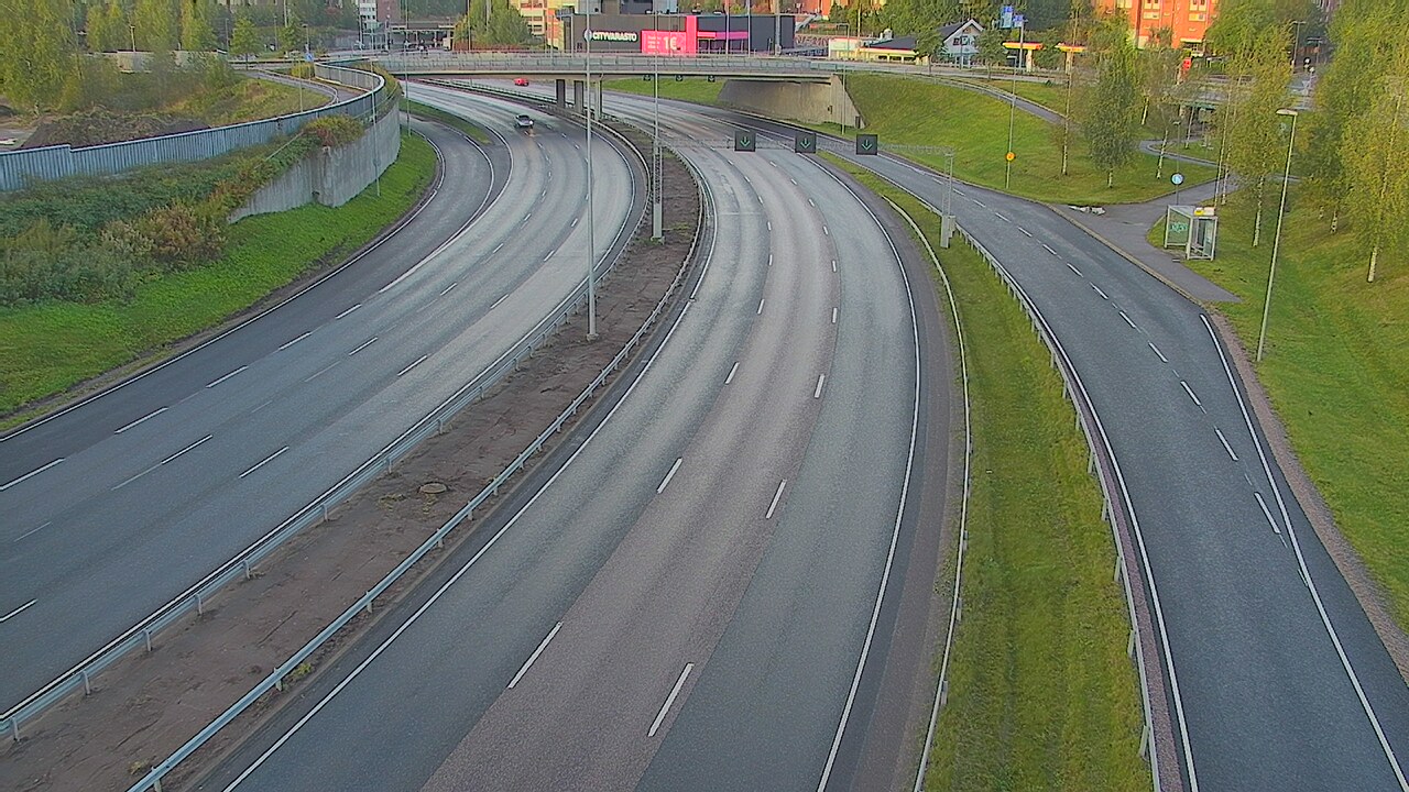 Weather Camera Image Road 101 Espoo Lintuvaara, Espoo, Uusimaa