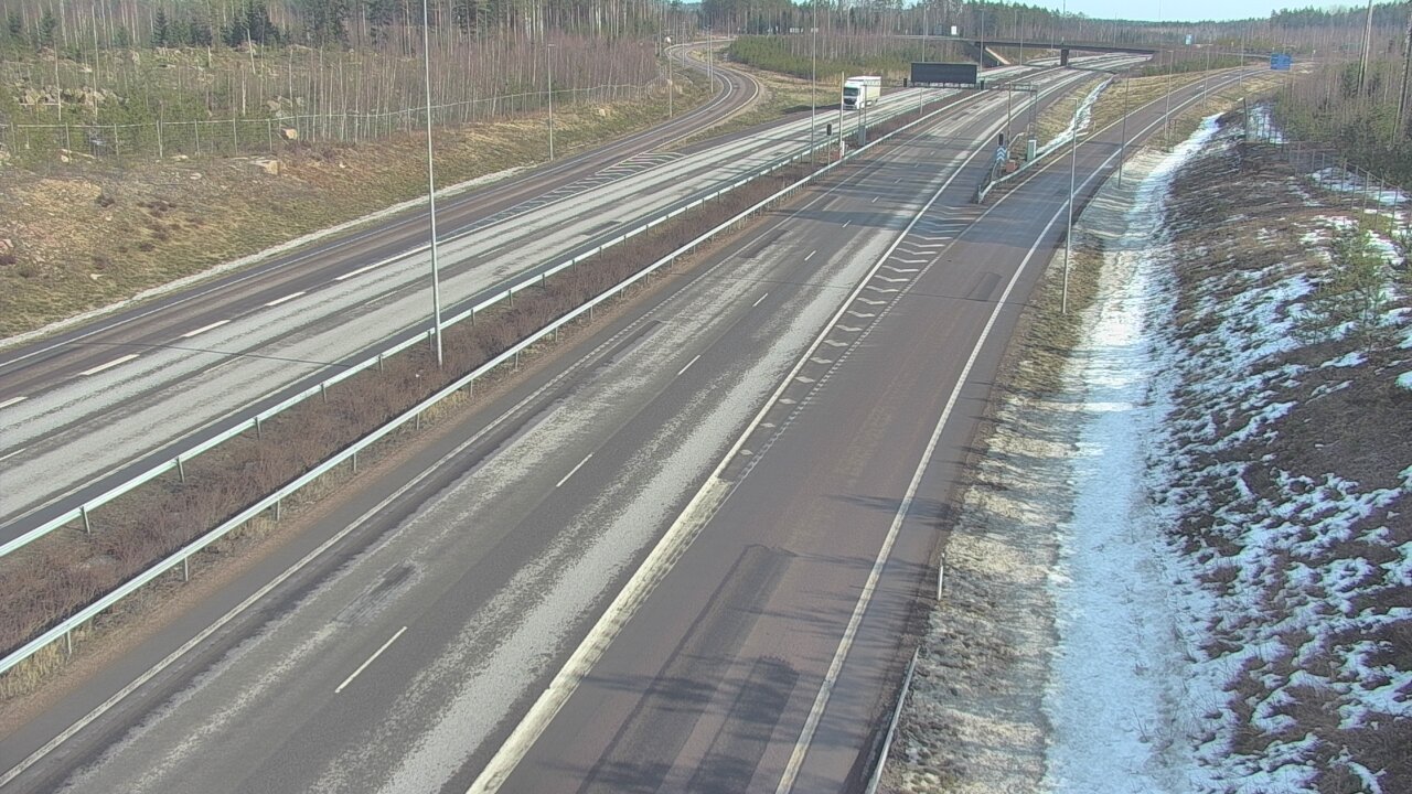 Weather Camera Image Road 7 Loviisa, Markkinamäki west, Loviisa, Uusimaa