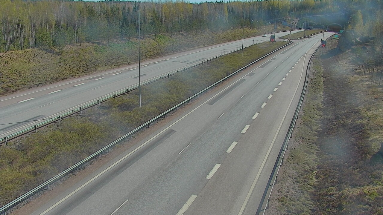 Kelikamerat Kuva Tie 7 Loviisa Markkinamäki, puomi, länsi, Loviisa, Uusimaa