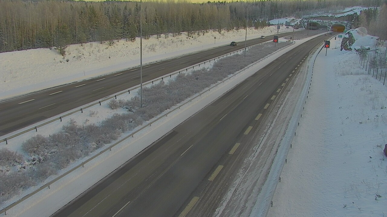 Kelikamerat Kuva Tie 7 Loviisa Markkinamäki, puomi, länsi, Loviisa, Uusimaa