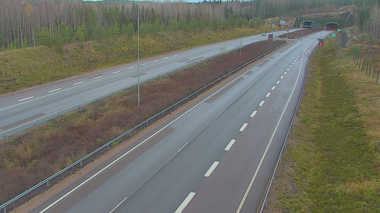 Kelikamerat Kuva Tie 7 Loviisa Markkinamäki, puomi, länsi, Loviisa, Uusimaa