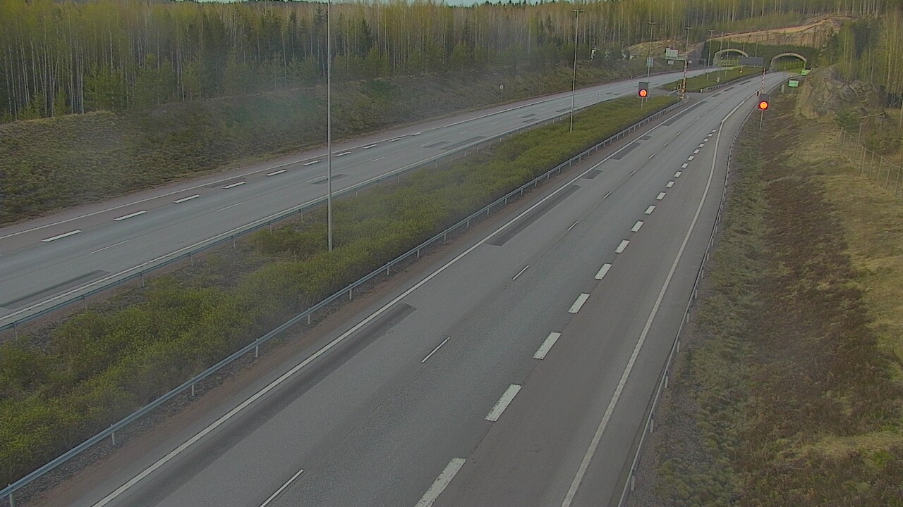 Kelikamerat Kuva Tie 7 Loviisa Markkinamäki, puomi, länsi, Loviisa, Uusimaa