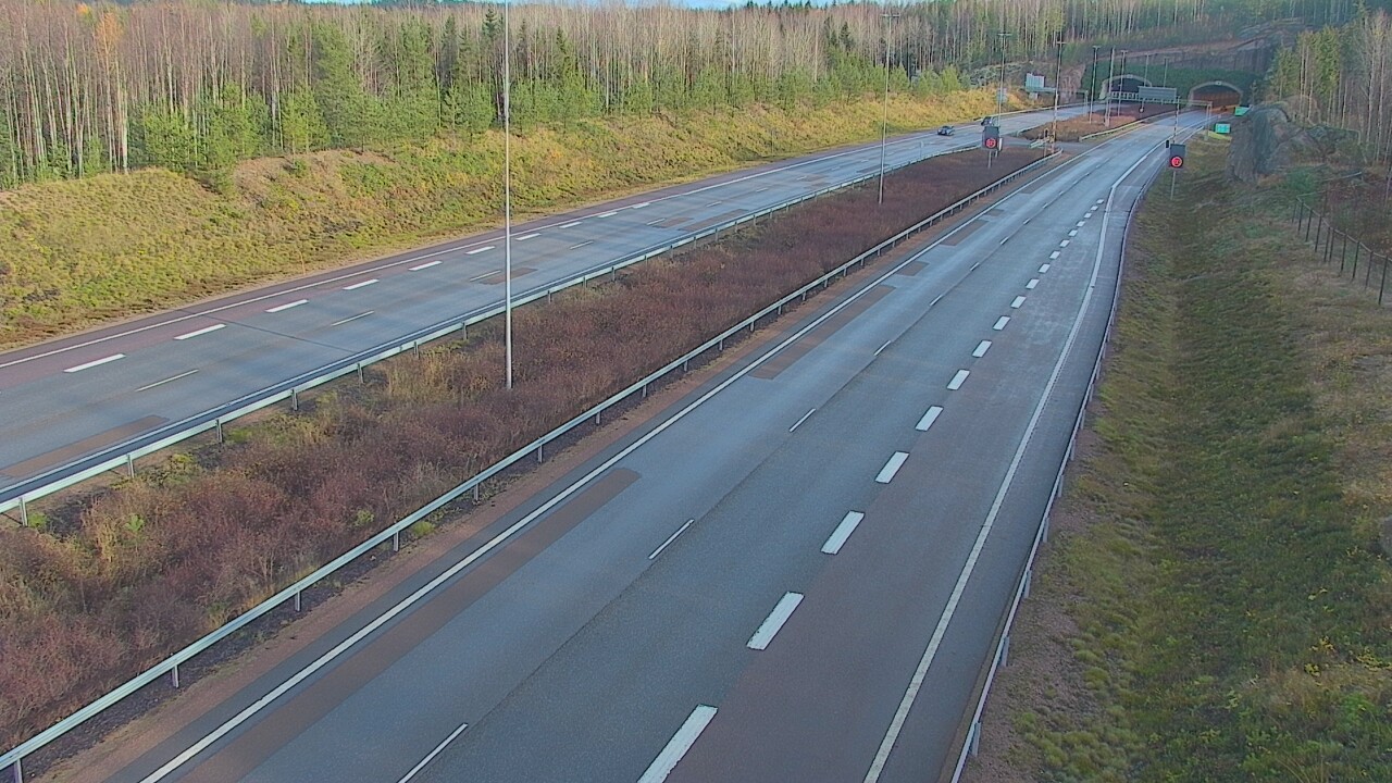 Kelikamerat Kuva Tie 7 Loviisa Markkinamäki, puomi, länsi, Loviisa, Uusimaa