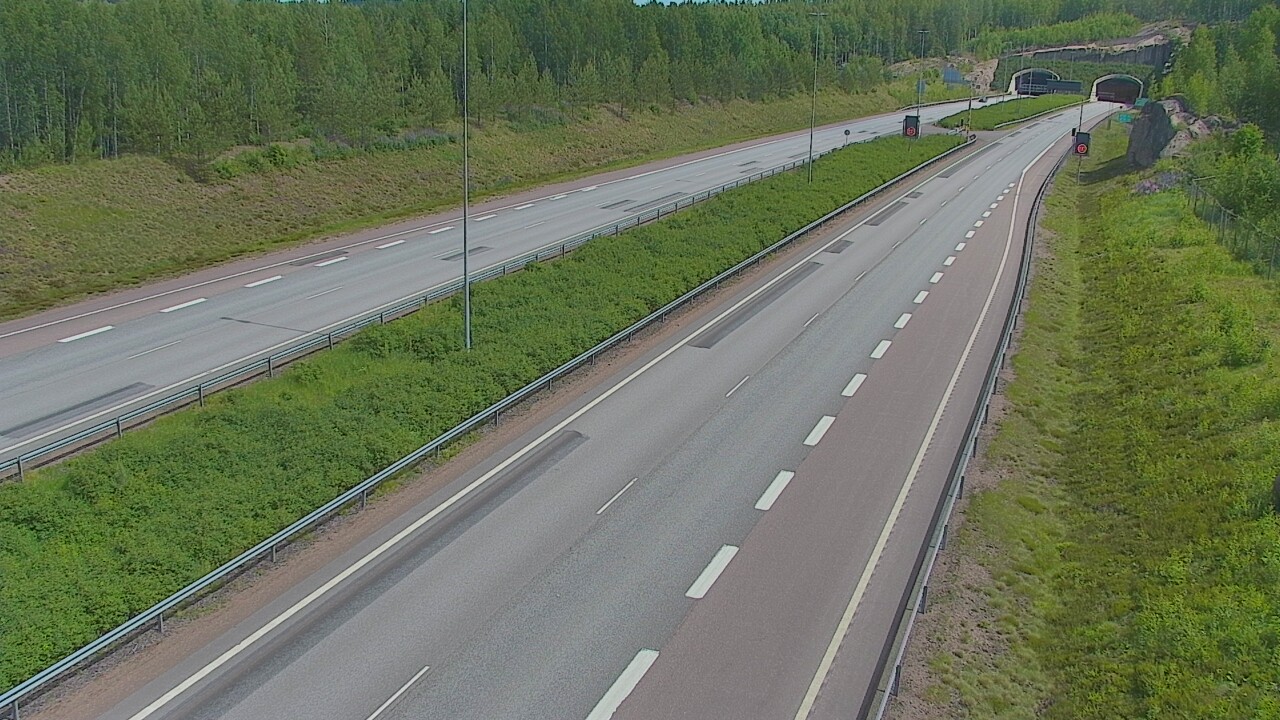 Kelikamerat Kuva Tie 7 Loviisa Markkinamäki, puomi, länsi, Loviisa, Uusimaa