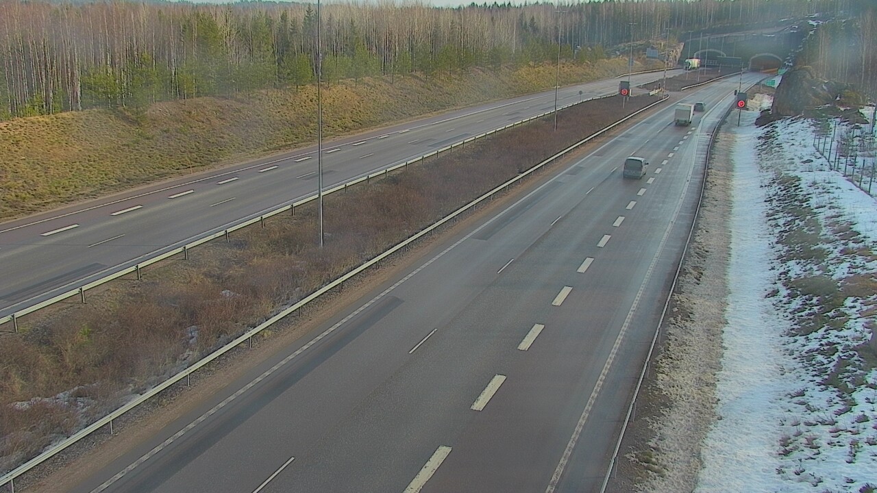 Weather Camera Image Road 7 Loviisa Markkinamäki, boom, west, Loviisa, Uusimaa