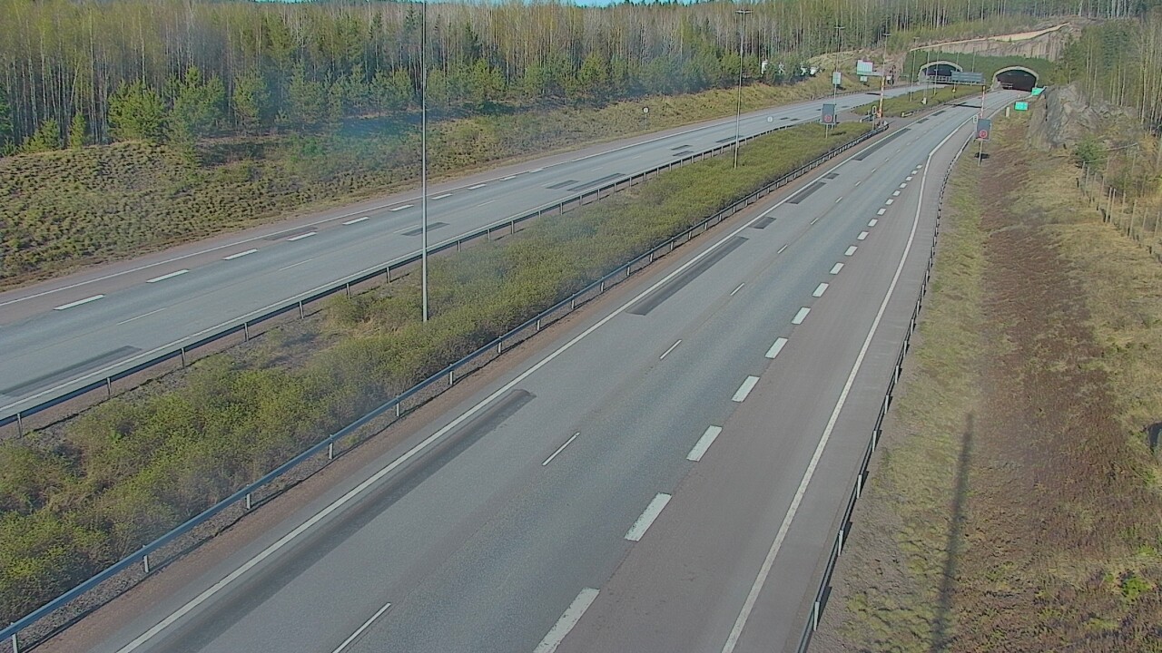 Kelikamerat Kuva Tie 7 Loviisa Markkinamäki, puomi, länsi, Loviisa, Uusimaa